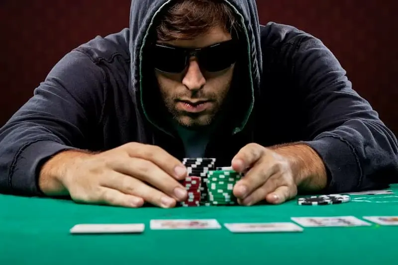 Những câu hỏi thường gặp về thứ tự Poker Những câu hỏi thường gặp về thứ tự Poker